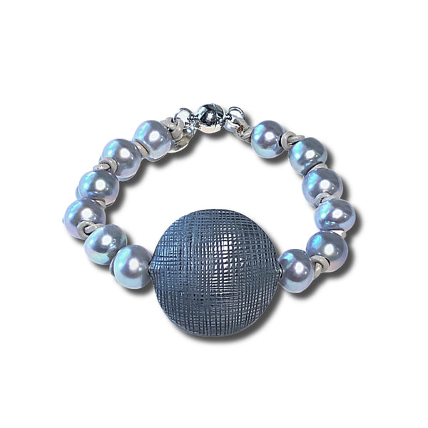 Gray Pearl & Leather Bracelet